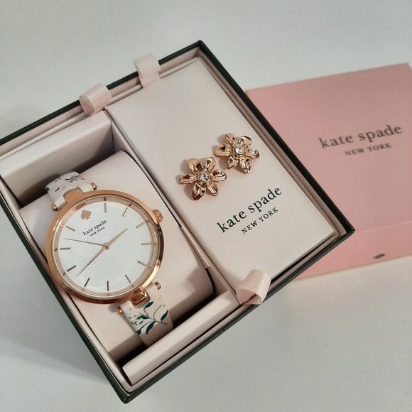 NWT KS ♠️ watch and earring box set - Picture 2 of 6